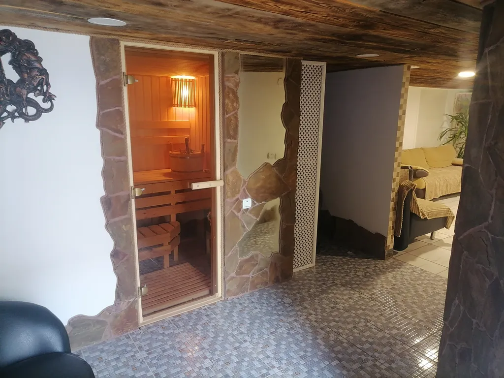 Деревенский домик с банькой