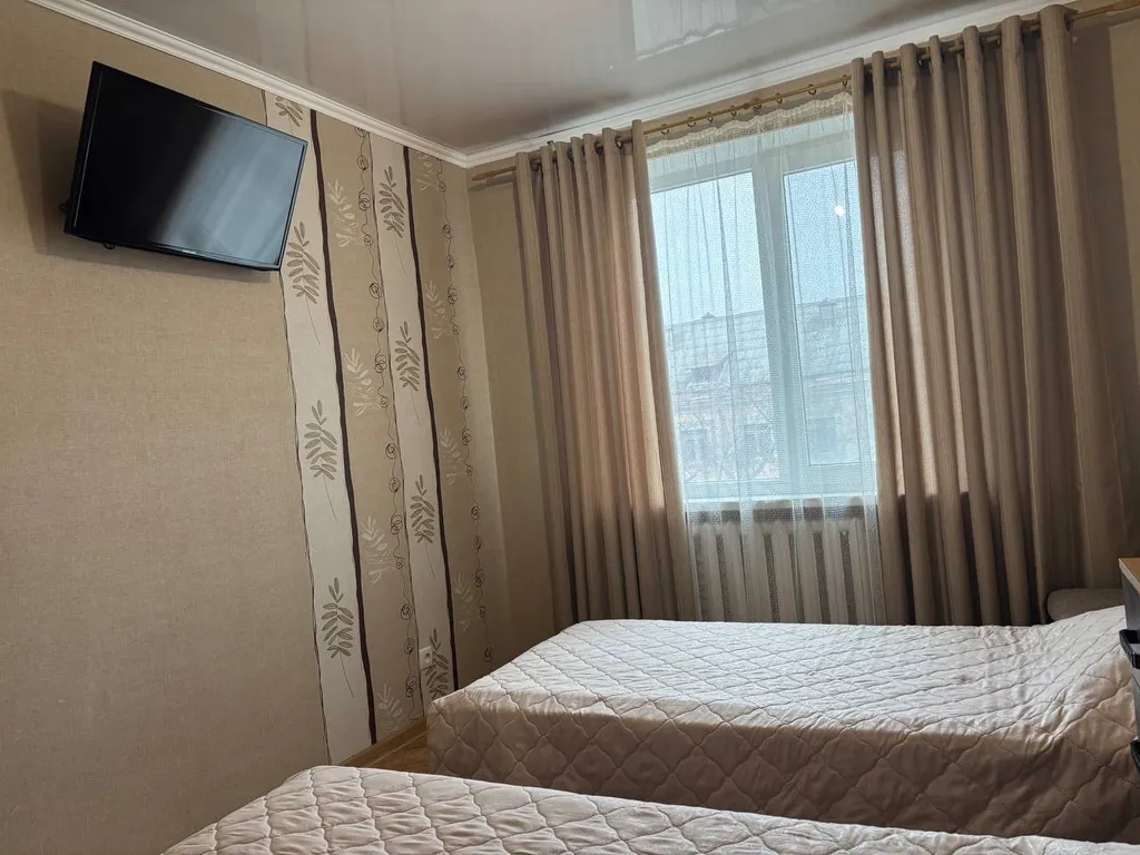 Квартира 2-комнатная Квартира — Евпатория