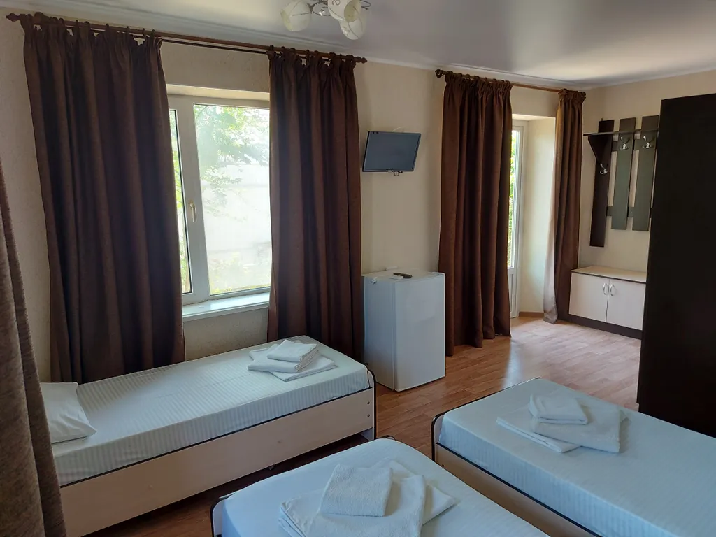 Квартира Комната — Кучугуры