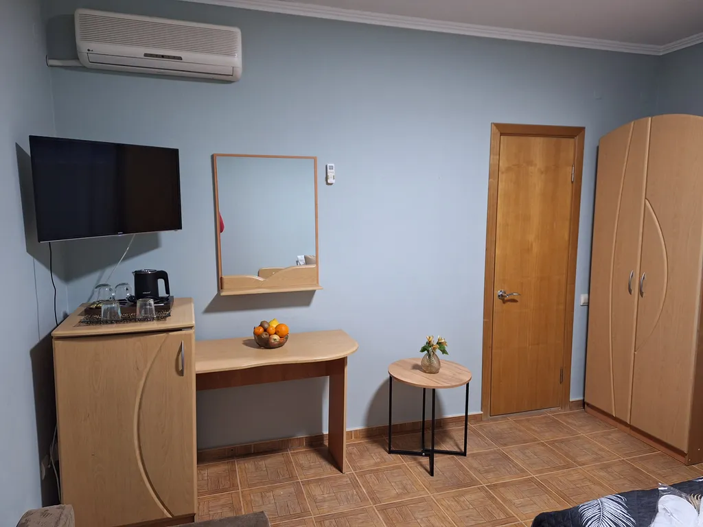 Квартира Квартира Небо трёхместный комфортный номер с кроватями twin/dbl — Геленджик