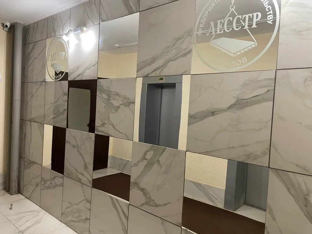 Студия с видом на Волгу