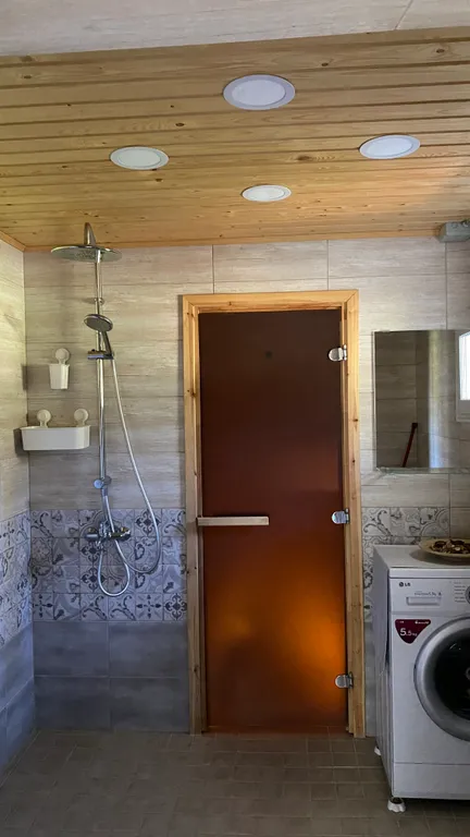 Дом с видом на озеро без соседей