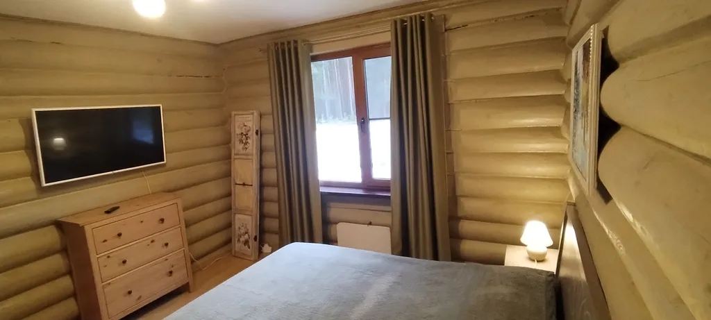 Уютный дом на опушке леса рядом с настоящей баней