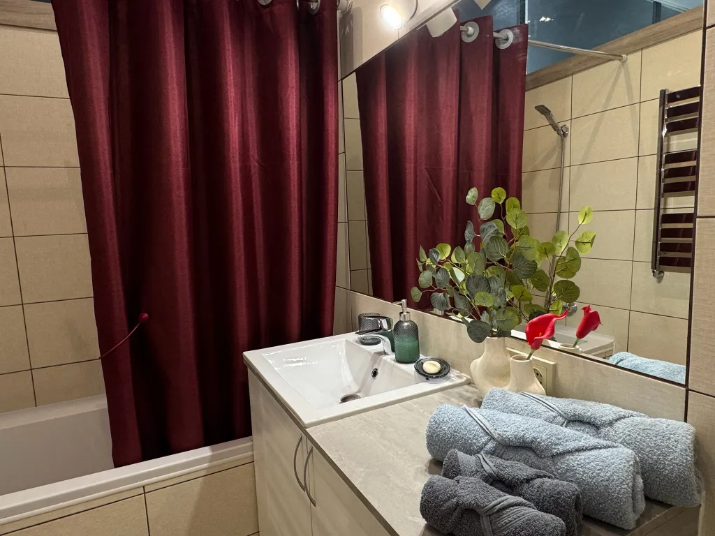 Апартаменты в самом центре города - ул. Советская 15а