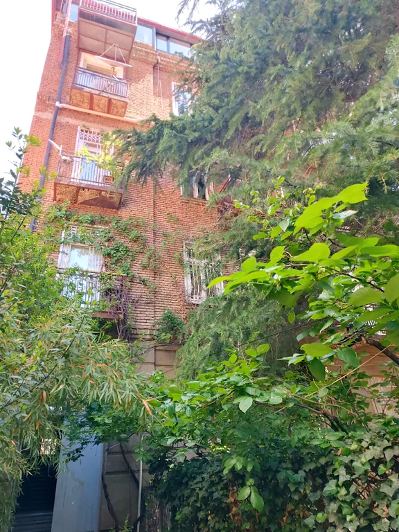 Panoramic View Apartment with Piano Vintage Style