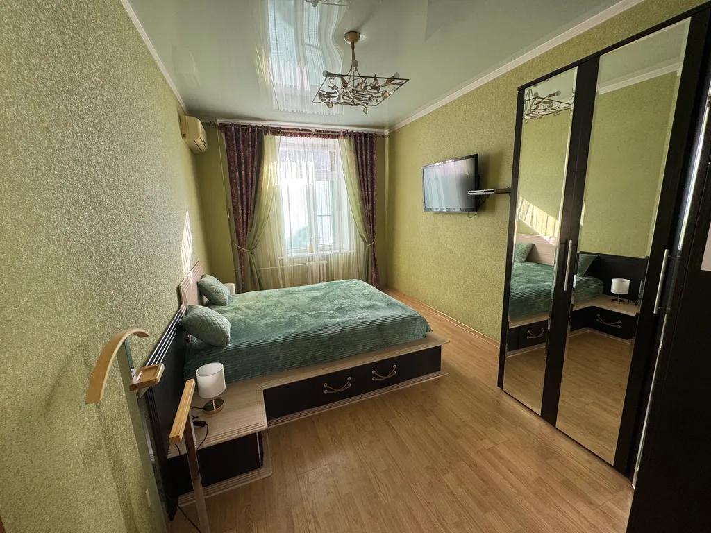 Уютная квартира в центре города со всеми удобствами — аренда посуточно в Туапсе