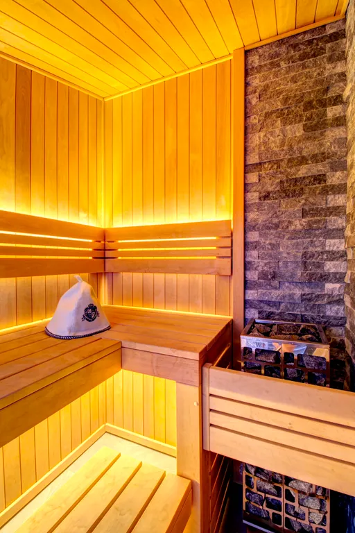 Уютный домик с видом на лес