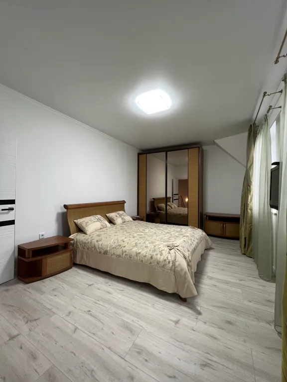 4-комнатный Дом