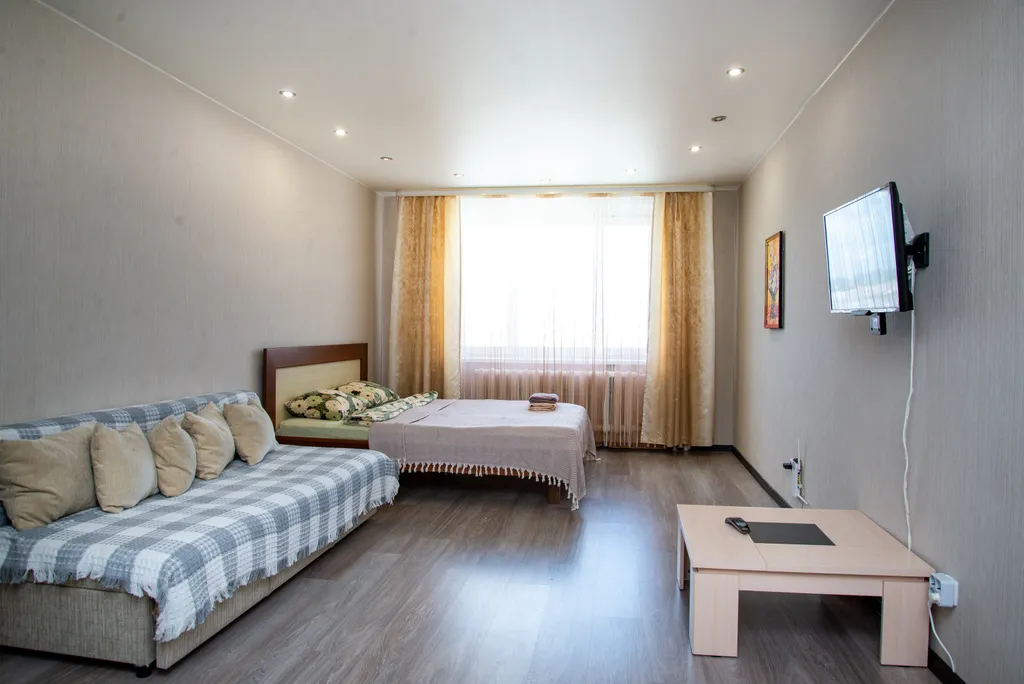 Светлая квартира у мать и дитя, кристалл — аренда посуточно в Тюмень