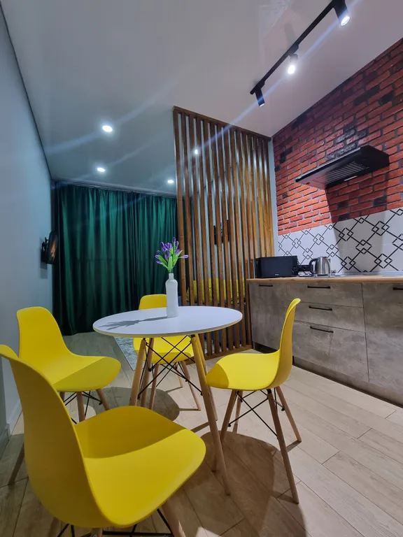 Люкс квартира в ЖК Арай 3 — аренда посуточно в Актобе