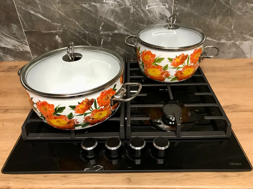 Евродвушка бизнес-класса с красивым видом на поля и шоссе