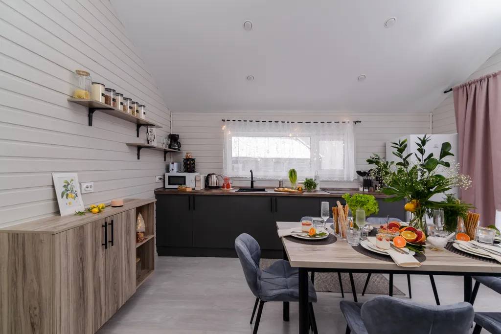 Simple Life Home 219