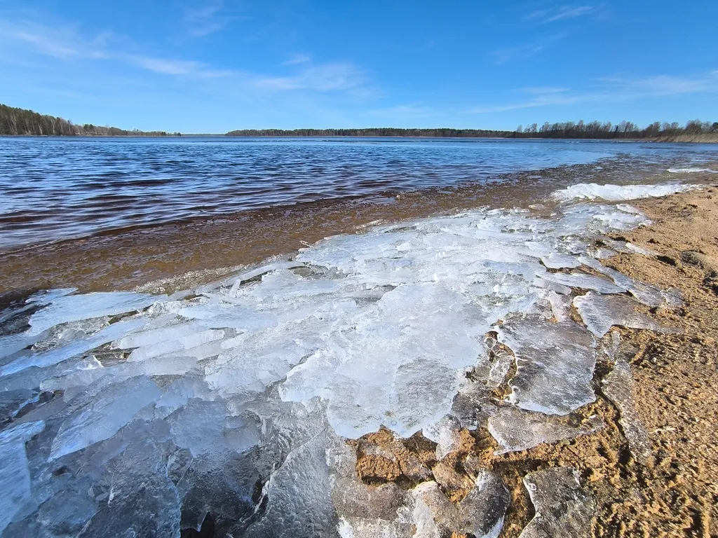 Дом на берегу с видом на Селигер