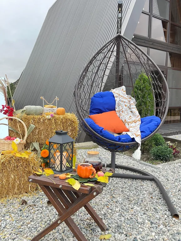 А-фрейм дом с видом на на горы