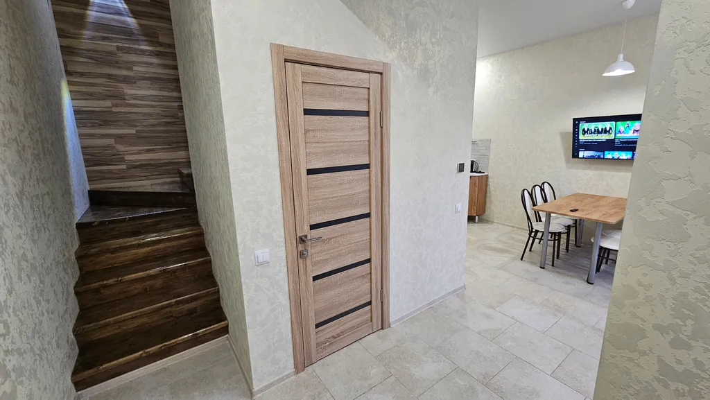 Семейное бунгало возле леса