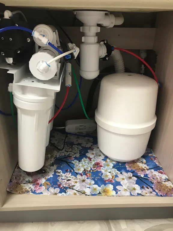 Однокомнатная квартира с окнами на парк Землячки рядом цирк, УДС Молот