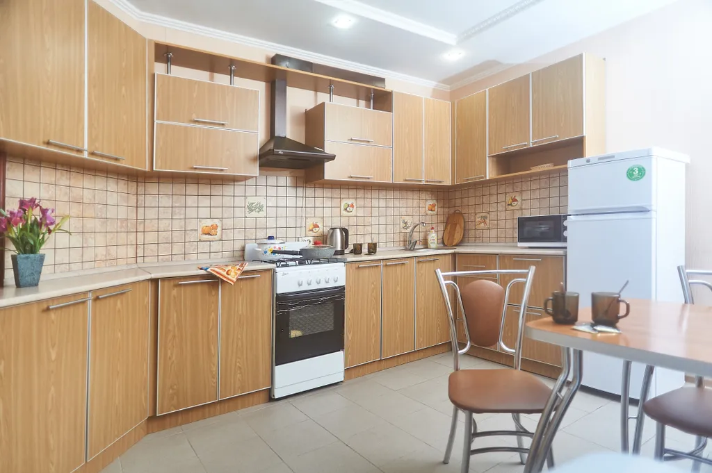 Двухкомнатная с изолированными комнатами в центре рядом с зоопарком