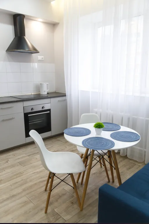 Уютная квартира на Адоратского