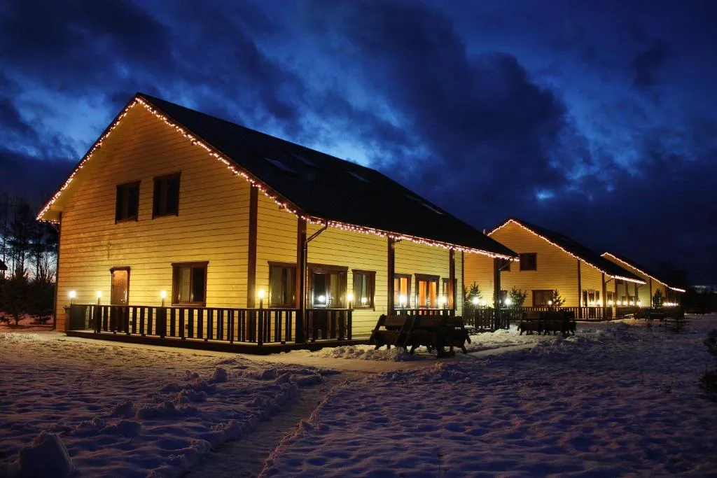 Коттедж Коттедж 4 спальни на берегу реки — Лодейное Поле