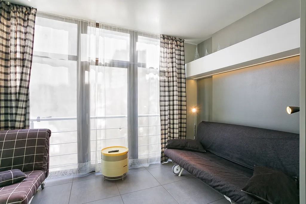 Уютная дизайнерская студия у моря