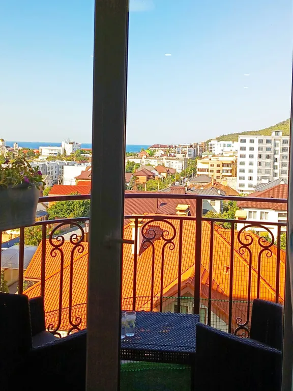 Видовая уютная студия рядом с морем