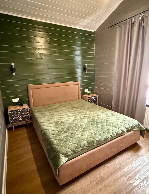 Просторный дом с баней и чаном