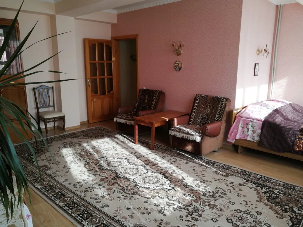 Уютная, просторная квартира рядом с парком