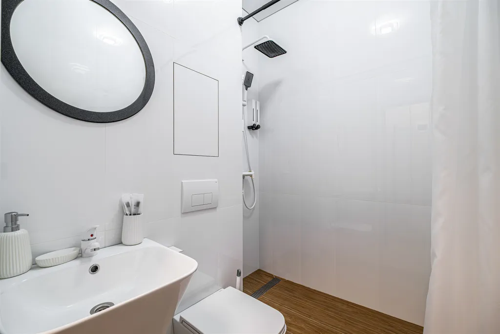 Студия с дизайнерским ремонтом