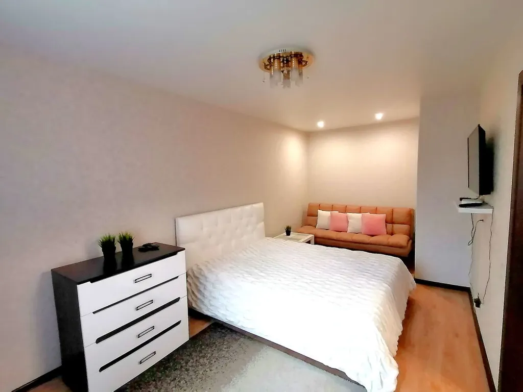 Квартира с современным ремонтом — аренда посуточно в Кемерово