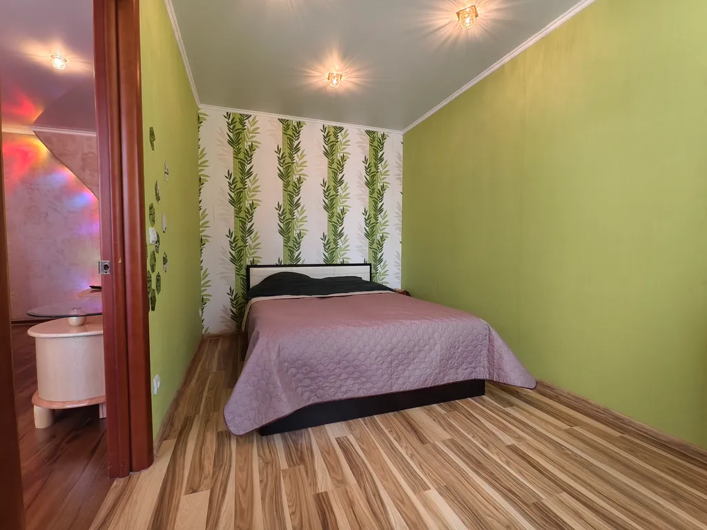 Стильная двухкомнатная квартира в самом центре рядом с рынком