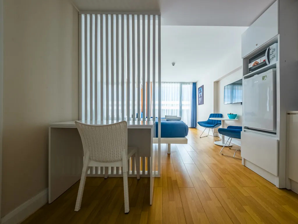 Улучшенная студия