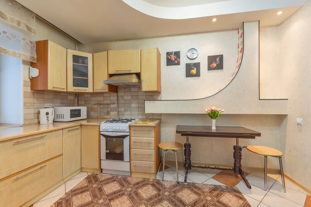 Квартира Двухкомнатная квартира на Пятой линии с изолированными комнатами — Калининград