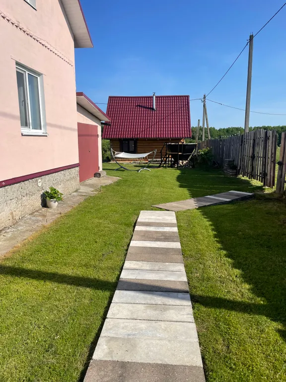 Обустроенная усадьба с камином на Нарочи