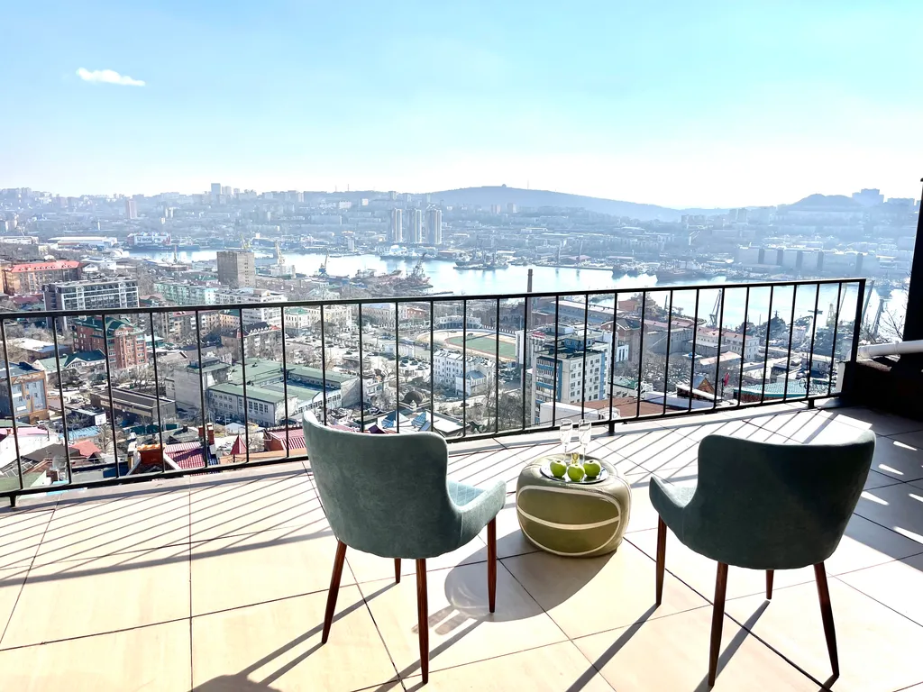 Большой коттедж - Lucky Home в центре с видом на  Золотой Рог