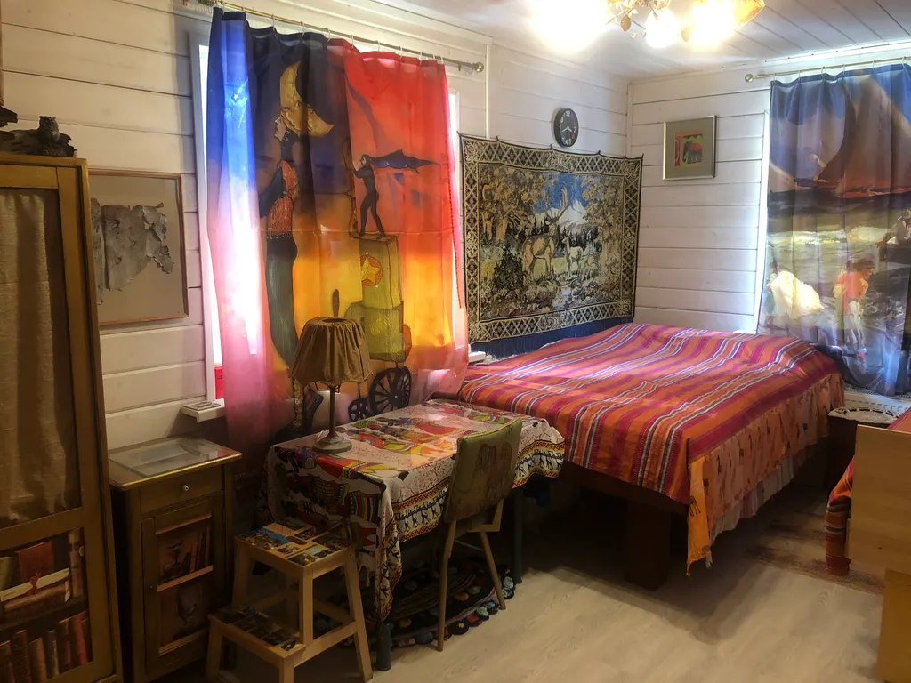 Квартира Большая комната на 2-ом эт. деревянного дома — аренда посуточно в Пушкино