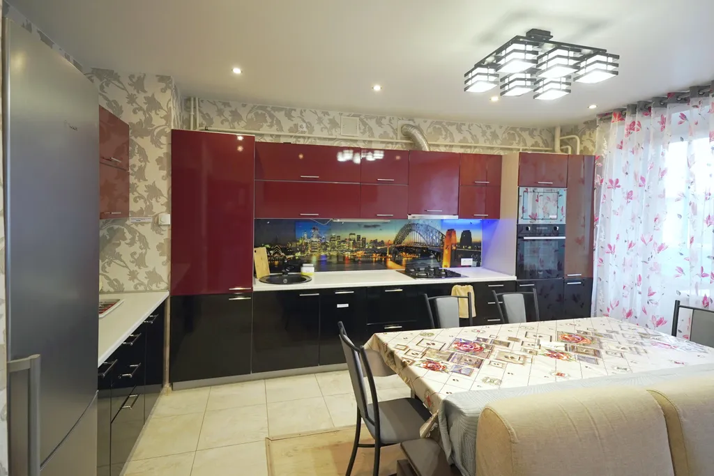 Большая 2-комнатная квартира рядом с центром