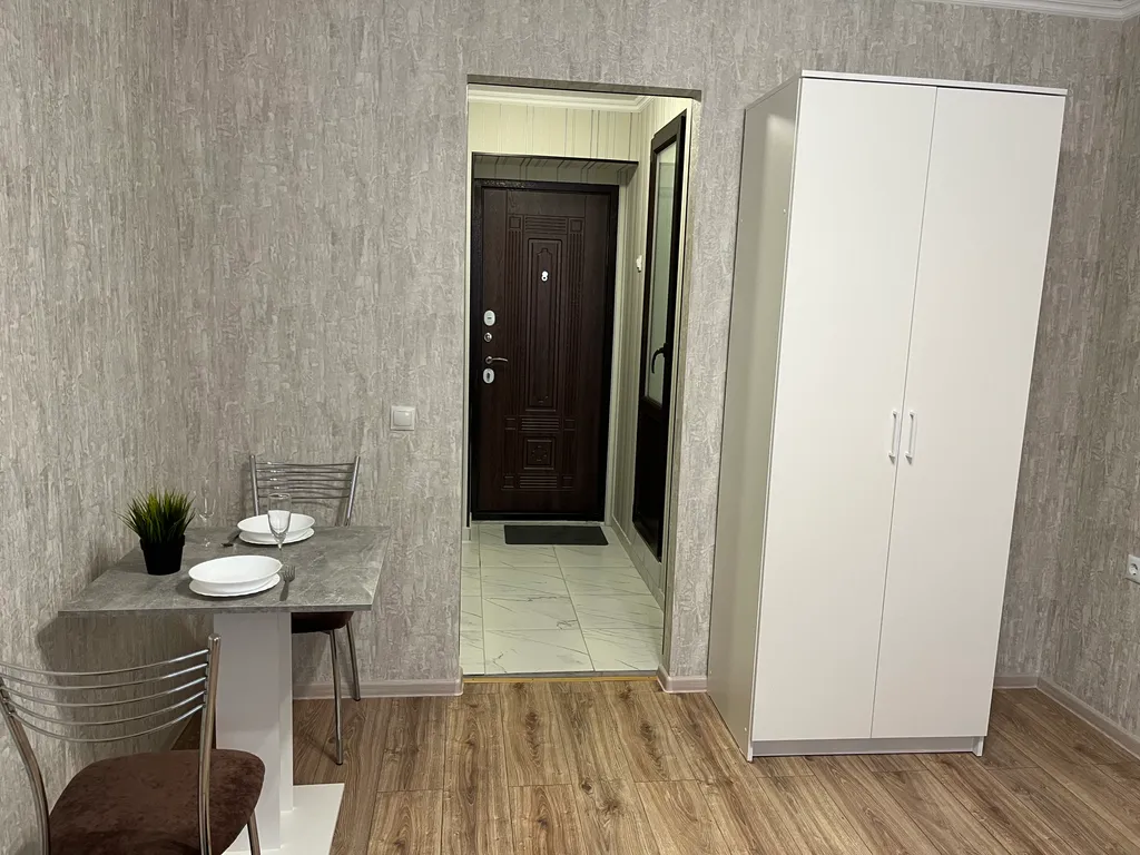 Студия для командировки у ТЦ Горизонт