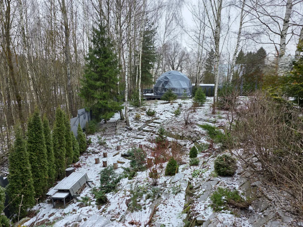 Новая сфера для глэмпинга Бёрд&Self vibe с дизайнерским интерьером