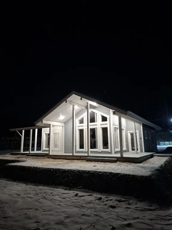 Дом-дуплекс с двумя спальнями на озере Сямозеро в Карелии