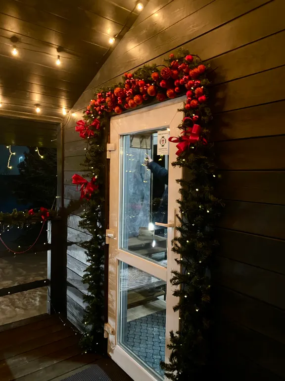 Загородный дом Loft lodge на берегу реки Ангара