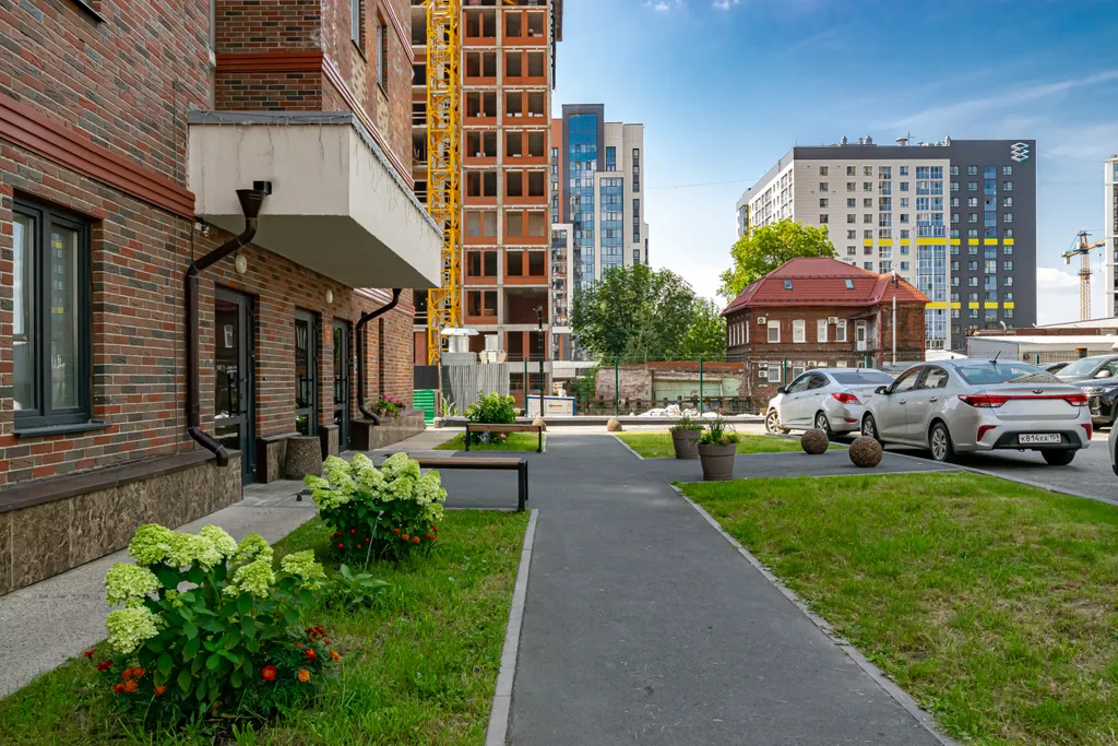 Яркая квартира на набережной