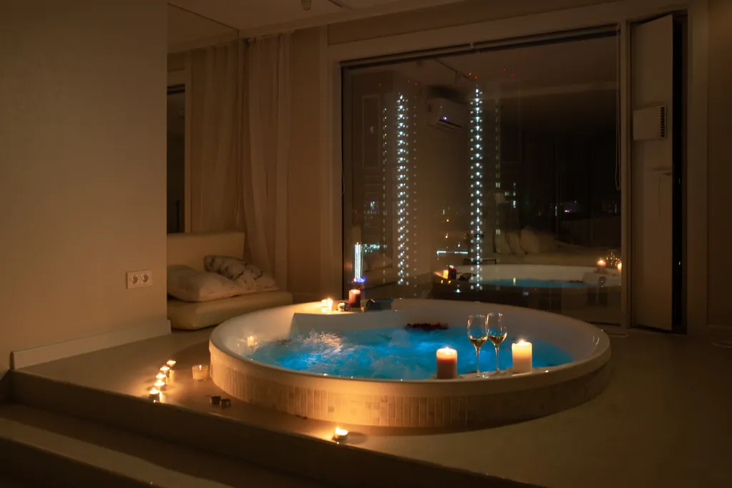 Белоснежный люкс с джакузи у Гринвича