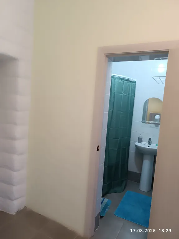 Комната с кухней в уютном гостевом доме у моря