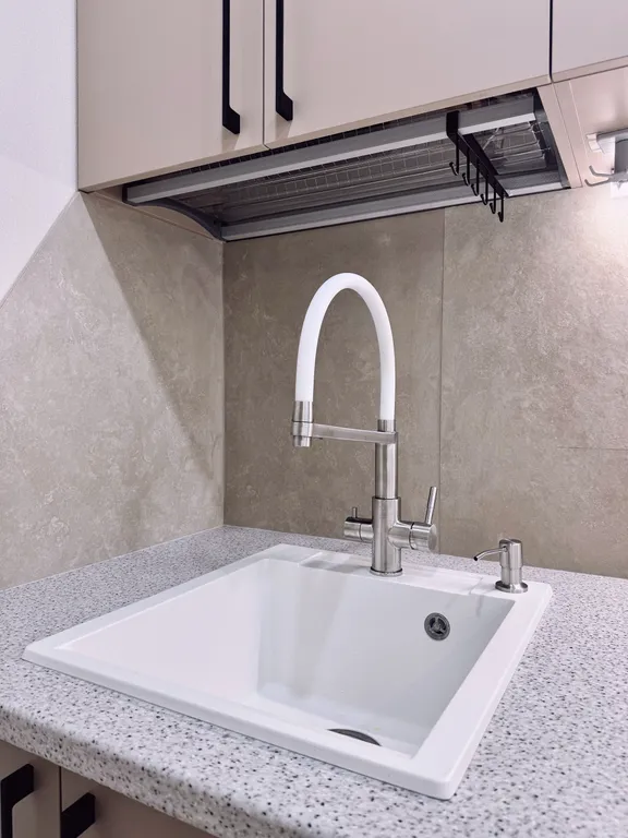 Квартира Квартира в ЖК Бизнес класса с бассейном, парковой и в 3 минутах от моря — Адлер