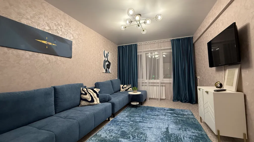 Мега вместительная трешка для дюжины гостей