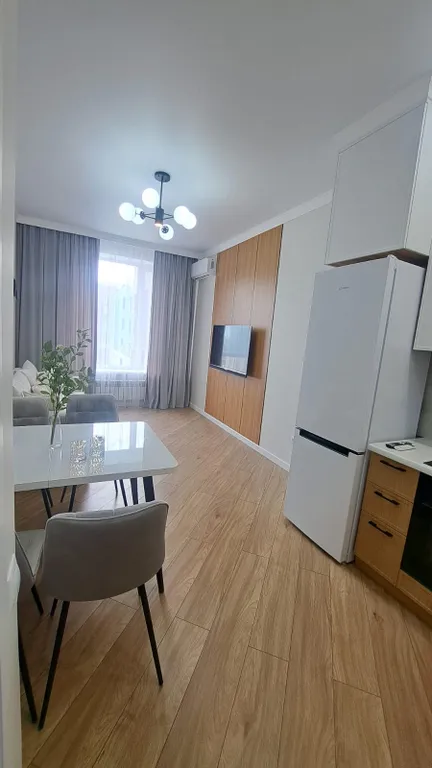 Стильная двухкомнатная квартира в центре столицы