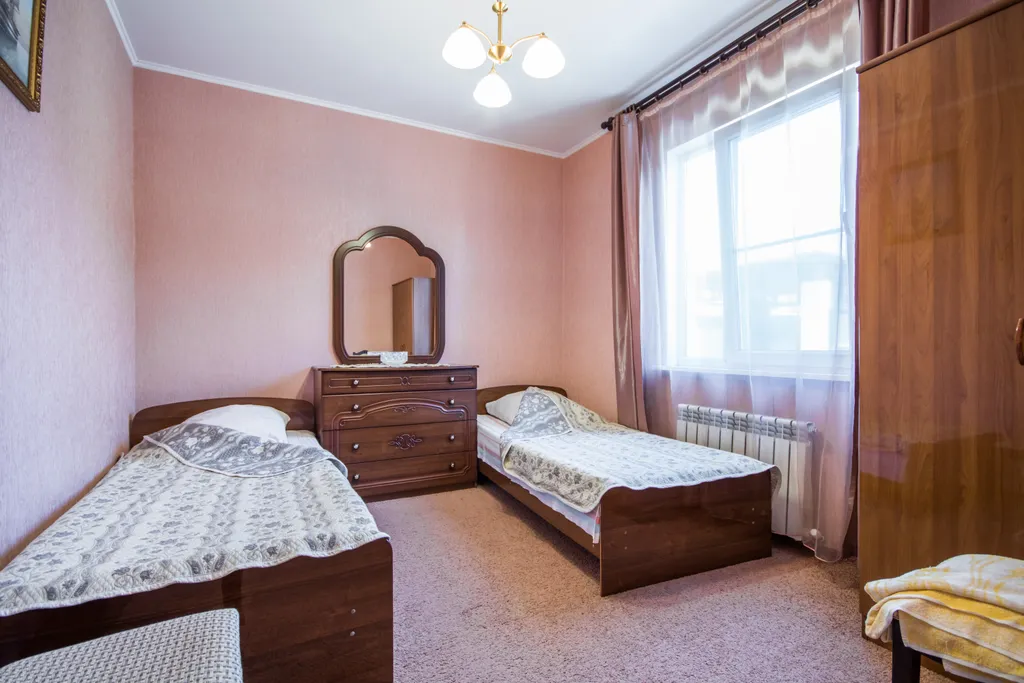 Отдельный коттедж "Регина" с бассейном и хаммамом  рядом с Сочи Парком