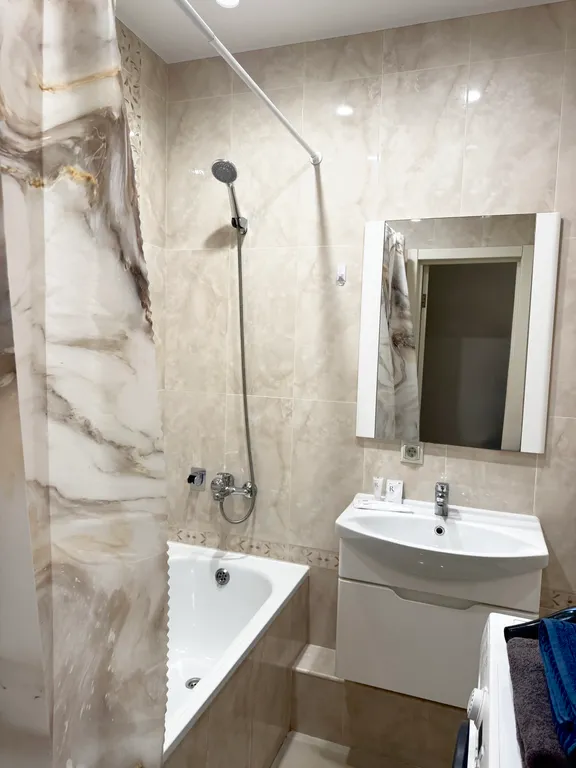 Квартира Светлая, уютная двухкомнатная квартира с видом на парк Галицкого — Краснодар