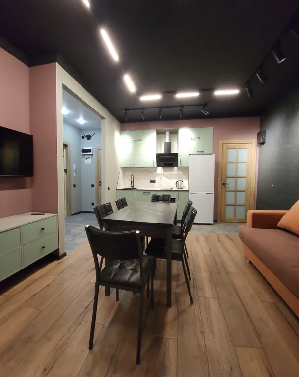 3-комнатная Ламба у озера в центре