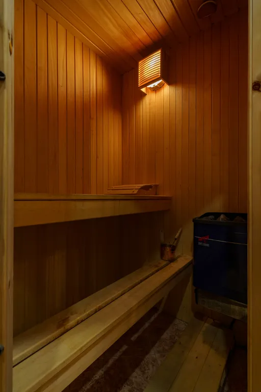 Двухэтажная квартира 100 м²с сауной в центре исторического Выборга